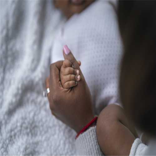 代孕机构助力失独家庭-武汉艾滋病患者代孕_宝宝长牙需要注意这7个方面,宝妈